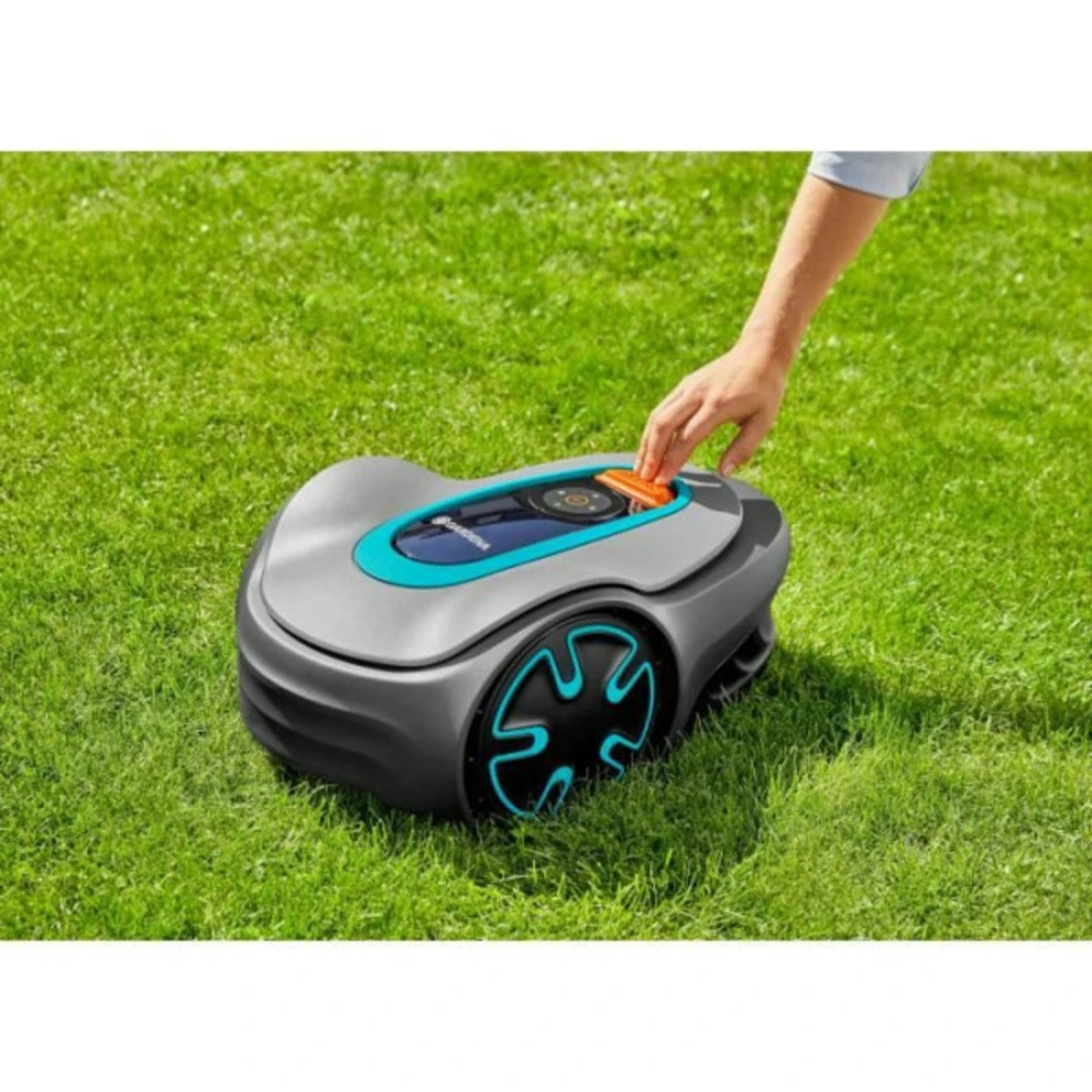 Gardena Tondeuse A Gazon Robot Sileno Minimo 250 – Connexion Bluetooth – Surface Tonte Max 250m² – Triple Lames Pivotantes (1520 3 Gardena Tondeuse A Gazon Robot Sileno Minimo 250 – Connexion Bluetooth – Surface Tonte Max 250m² – Triple Lames Pivotantes (1520 – Image 3